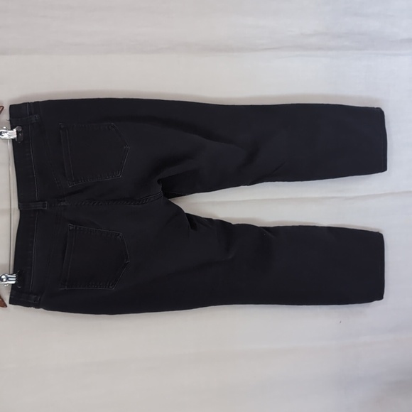 Liz Claiborne Petite Black Wash Slim Leg Jeans Size 14P - Picture 4 of 5